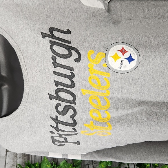 Junk Food Steelers Sweatshirt - Picture 3 of 7